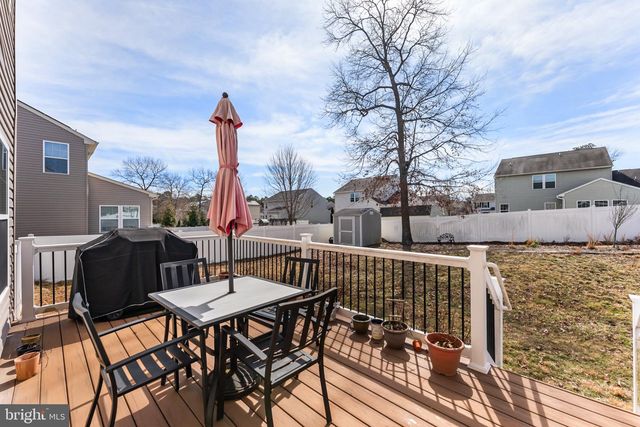 8 REMBRANDT WAY, Mays Landing, NJ 08330