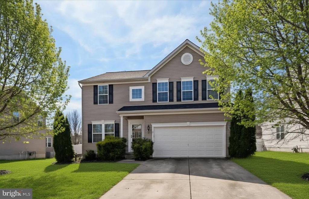 8 REMBRANDT WAY, Mays Landing, NJ 08330