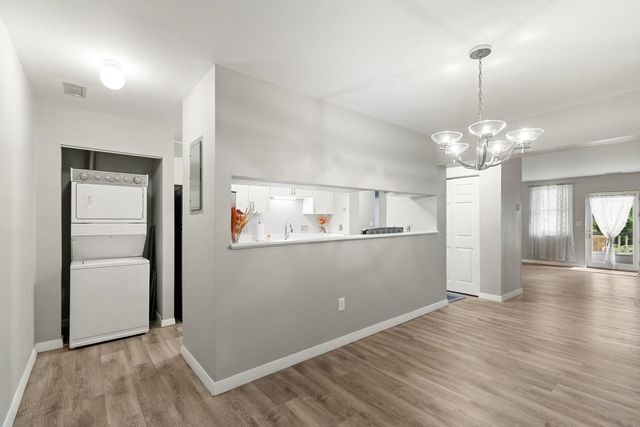 19 Paris St 203, Medford, MA 02155