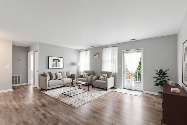 19 Paris St 203, Medford, MA 02155