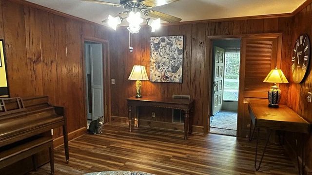 617 Pickwood Drive, Manning, SC 29102