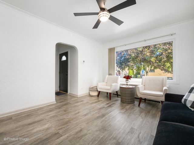 2710 N 74th Avenue N, Elmwood Park, IL 60707