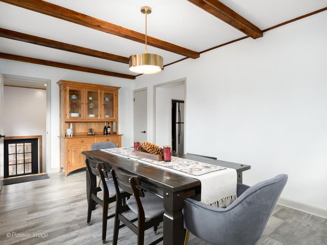 2710 N 74th Avenue N, Elmwood Park, IL 60707