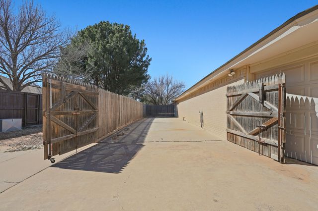 4201 89th Street, Lubbock, TX 79423