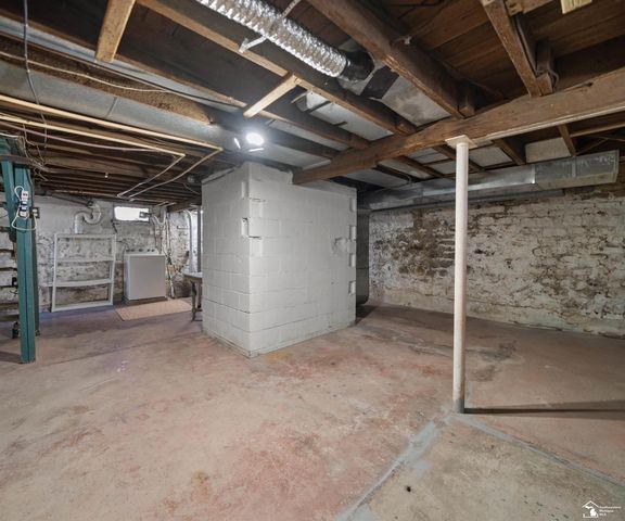 8770 Summerfield Road, Summerfield Twp, MI 49270