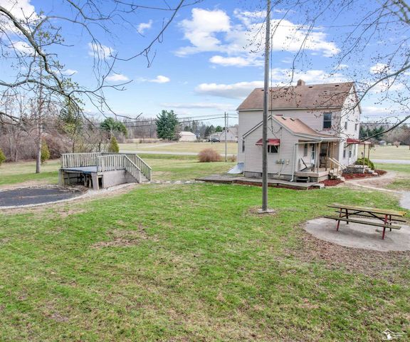 8770 Summerfield Road, Summerfield Twp, MI 49270