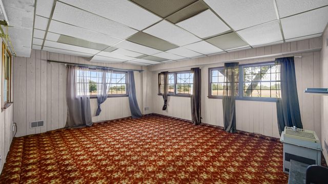 15611 Grant Street, Crown Point, IN 46307