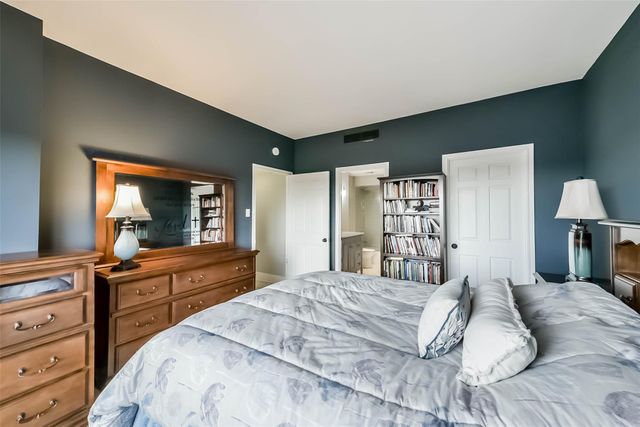 15 Greenway Plaza 10B, Houston, TX 77046