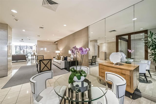 15 Greenway Plaza 10B, Houston, TX 77046