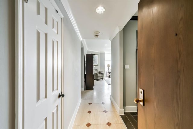 15 Greenway Plaza 10B, Houston, TX 77046