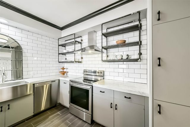 15 Greenway Plaza 10B, Houston, TX 77046