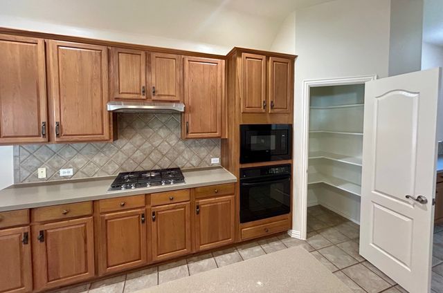 3513 Sundown Boulevard, Denton, TX 76210