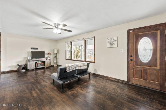 501 N Front St, Rockwood, TN 37854