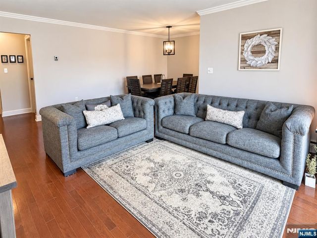 320 South Street 18H, Morristown Town, NJ 07960