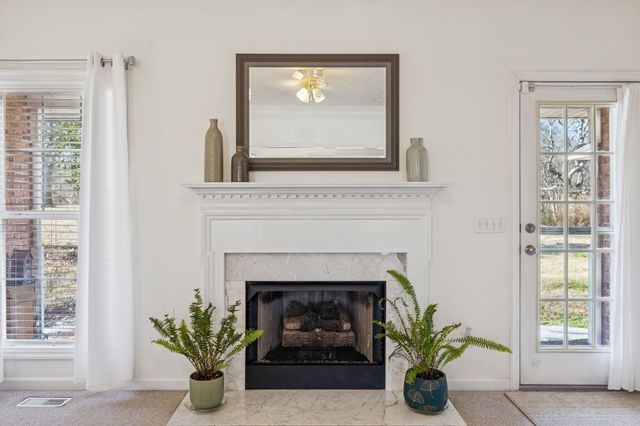 1705 Wynnewood Dr, Chapmansboro, TN 37035