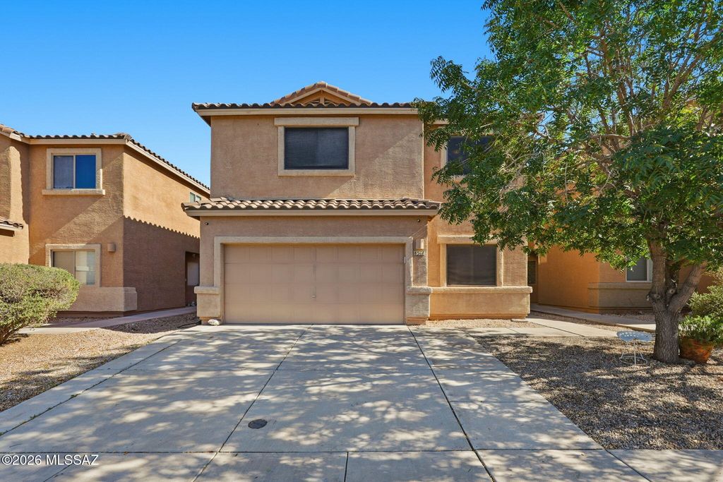 8361 S Egyptian Drive, Tucson, AZ 85747