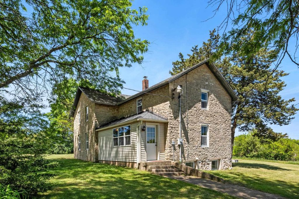 W4638 County Rd T Road, Princeton, WI 54968
