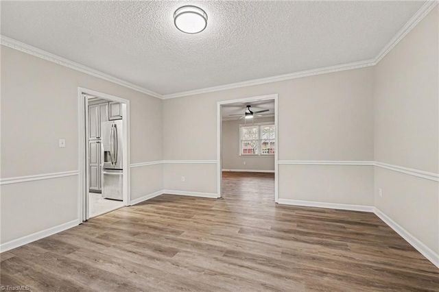 190 Scottsdale Lane, Clemmons, NC 27012