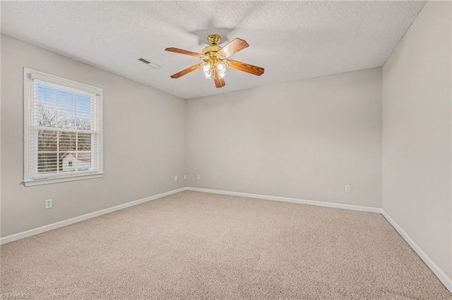 190 Scottsdale Lane, Clemmons, NC 27012