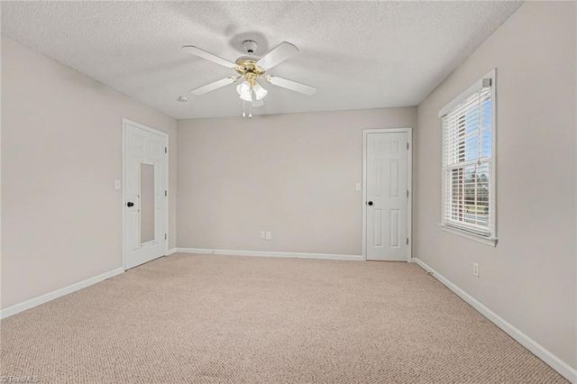 190 Scottsdale Lane, Clemmons, NC 27012