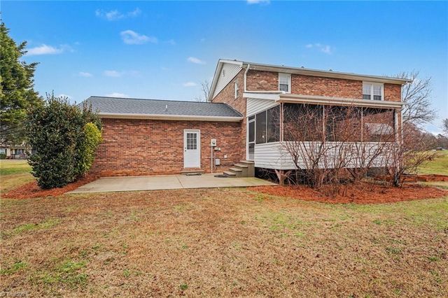 190 Scottsdale Lane, Clemmons, NC 27012