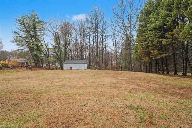 190 Scottsdale Lane, Clemmons, NC 27012