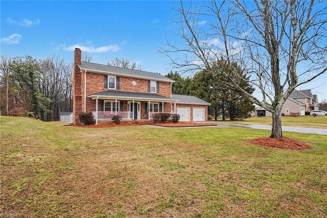 190 Scottsdale Lane, Clemmons, NC 27012