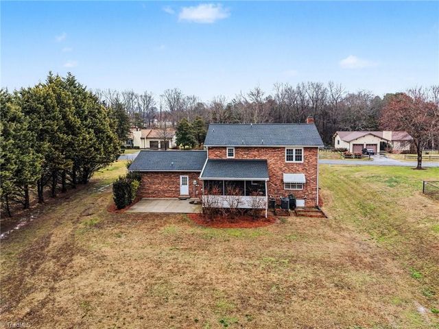 190 Scottsdale Lane, Clemmons, NC 27012