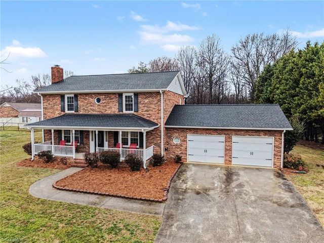 190 Scottsdale Lane, Clemmons, NC 27012