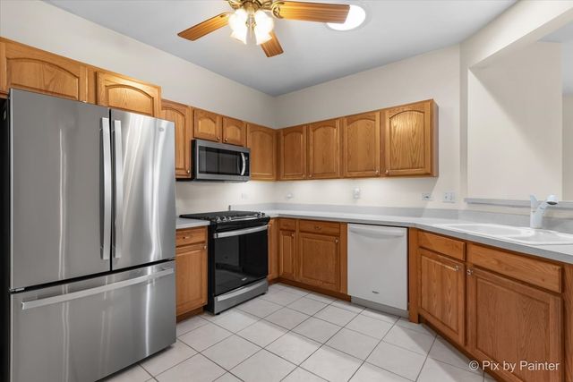 12178 White Tail Lane, Huntley, IL 60142