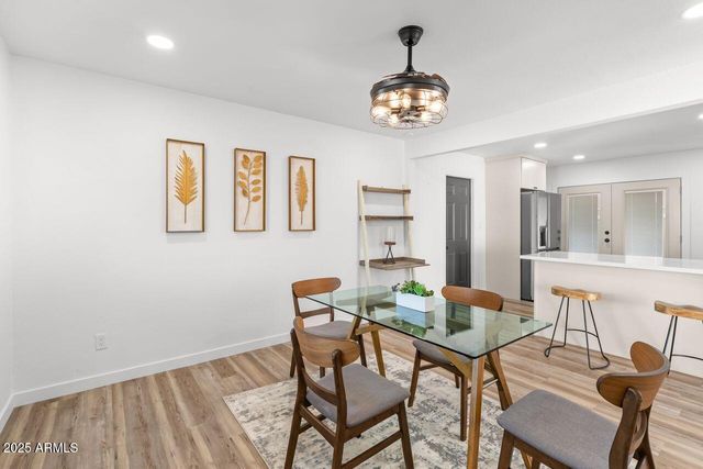 8117 W Whitton Avenue, Phoenix, AZ 85033