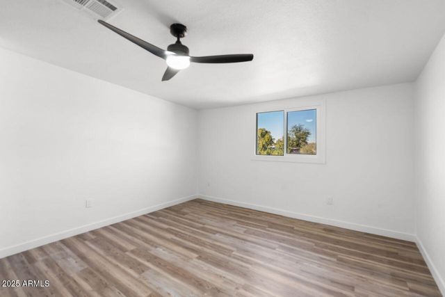 8117 W Whitton Avenue, Phoenix, AZ 85033