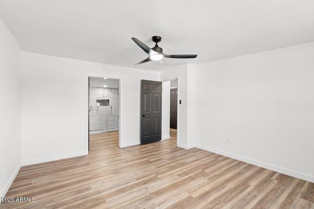 8117 W Whitton Avenue, Phoenix, AZ 85033