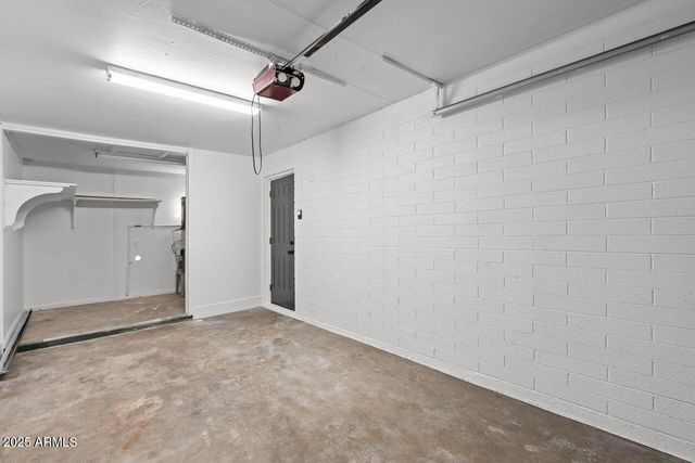 8117 W Whitton Avenue, Phoenix, AZ 85033