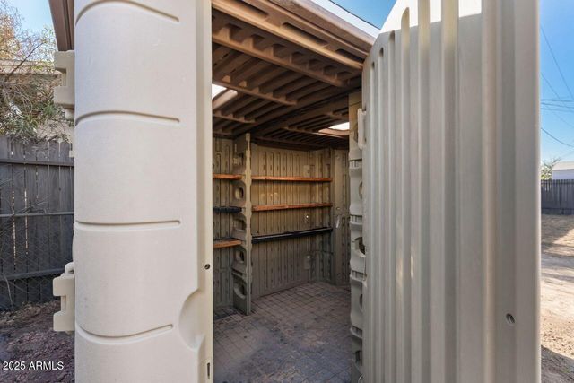 8117 W Whitton Avenue, Phoenix, AZ 85033