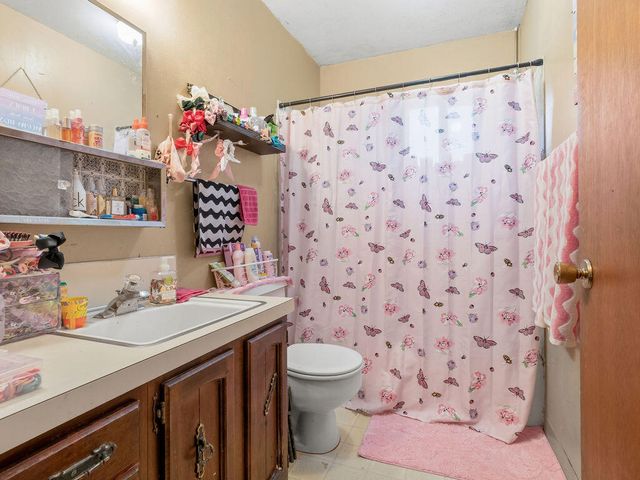 6519 Valhalla Avenue, Klamath Falls, OR 97603