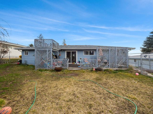 6519 Valhalla Avenue, Klamath Falls, OR 97603