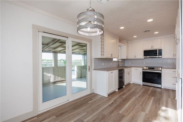 13917 Primavera Dr, Corpus Christi, TX 78418