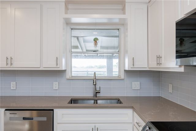 13917 Primavera Dr, Corpus Christi, TX 78418