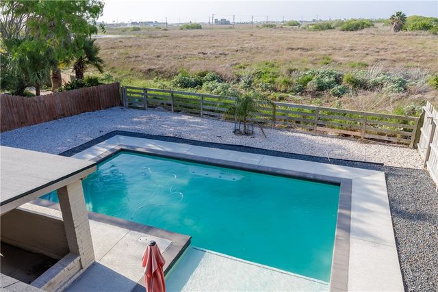 13917 Primavera Dr, Corpus Christi, TX 78418