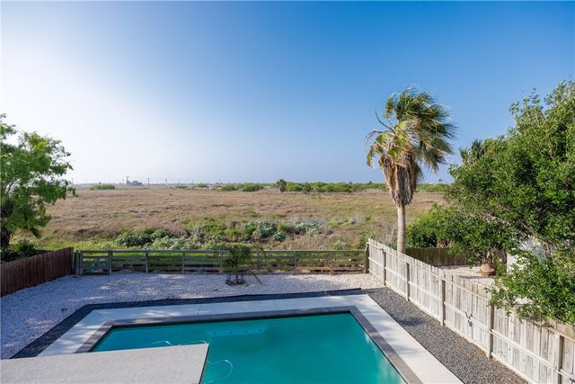 13917 Primavera Dr, Corpus Christi, TX 78418