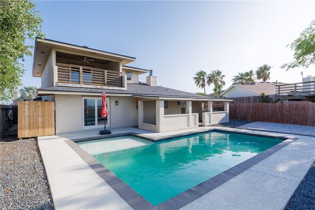 13917 Primavera Dr, Corpus Christi, TX 78418