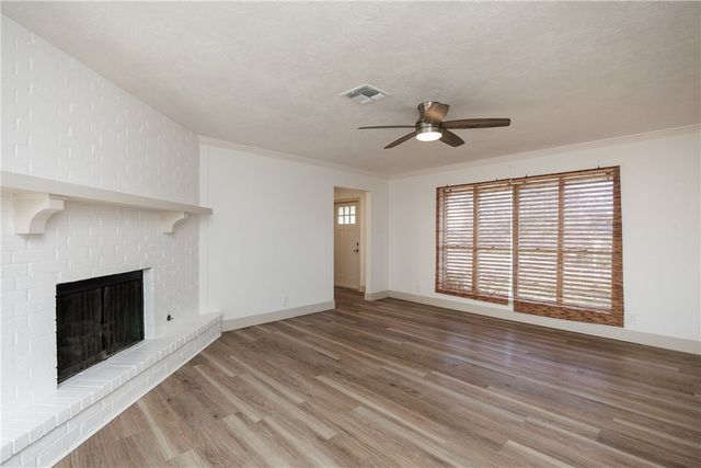 13917 Primavera Dr, Corpus Christi, TX 78418