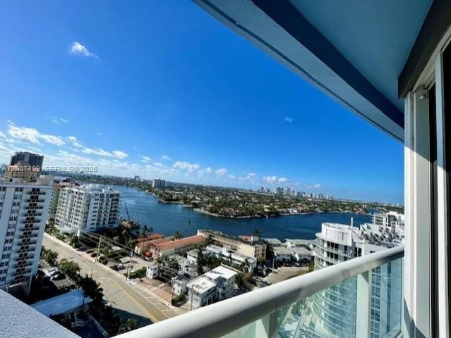 3101 Bayshore Dr 1701, Fort Lauderdale, FL 33304