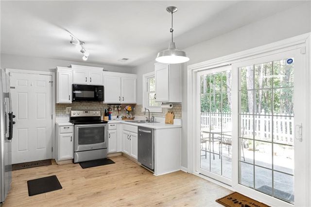 5775 River Ridge Lane, Sugar Hill, GA 30518