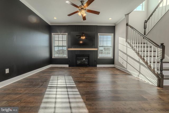 127 CHANDLERS GLEN DR, Bunker Hill, WV 25413