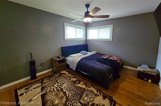 12851 Hemingway, Redford, MI 48239