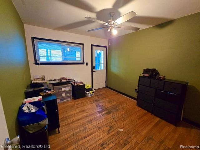 12851 Hemingway, Redford, MI 48239