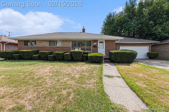 24756 Hill Avenue, Warren, MI 48091