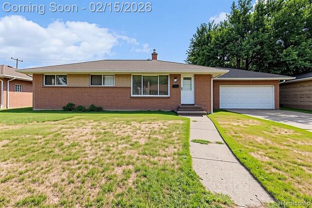 24756 Hill Avenue, Warren, MI 48091